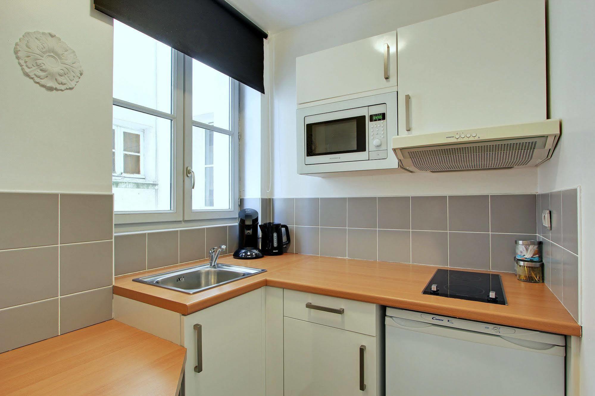 Short Stay Group Museum View Serviced Apartments Париж Экстерьер фото