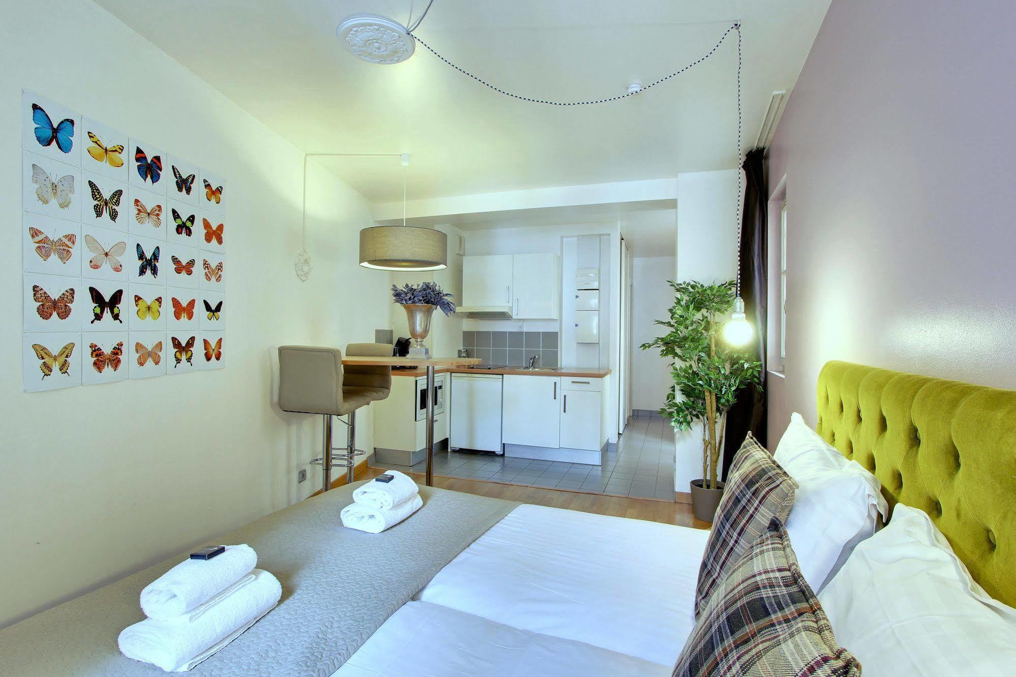 Short Stay Group Museum View Serviced Apartments Париж Экстерьер фото