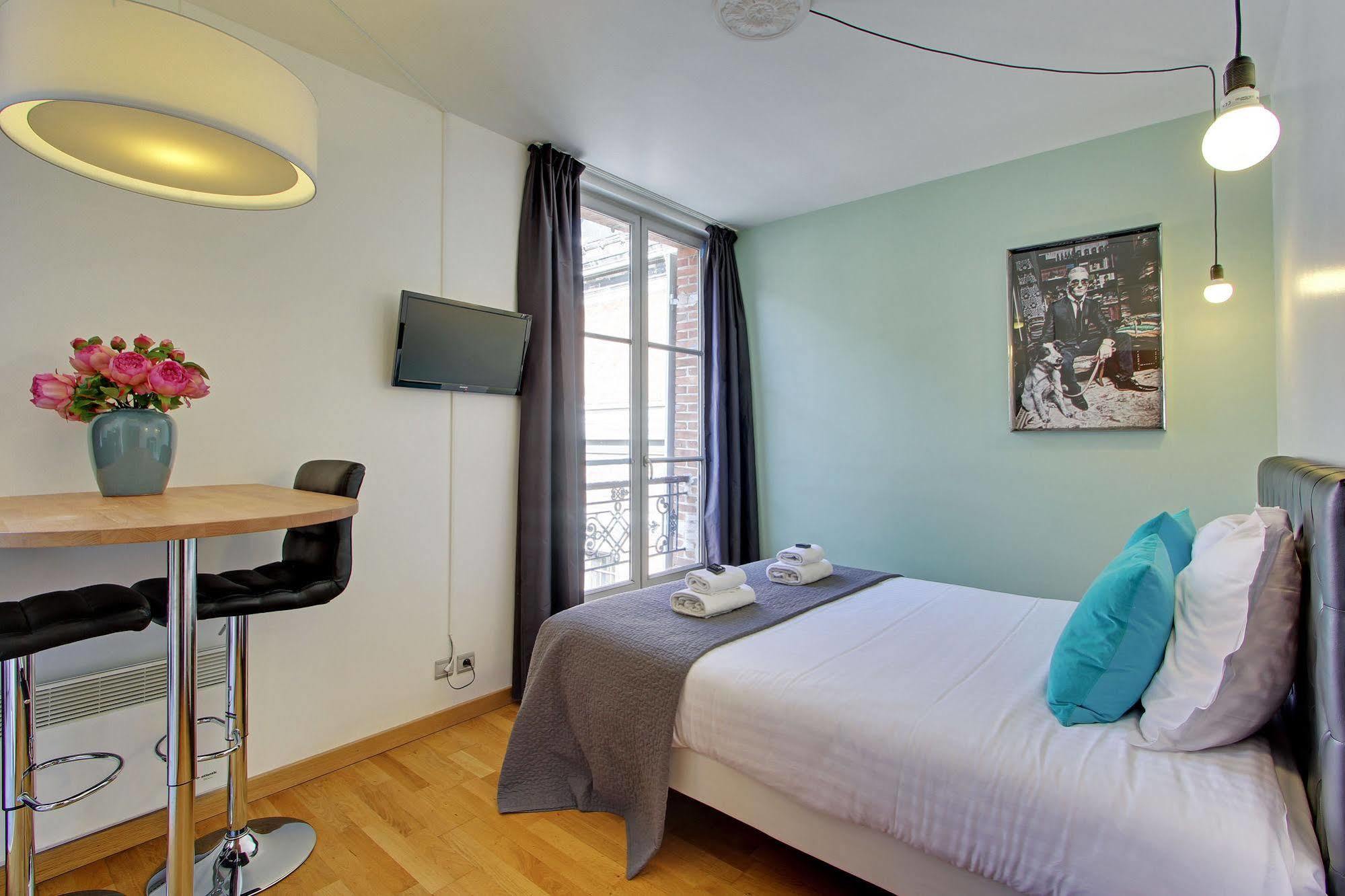 Short Stay Group Museum View Serviced Apartments Париж Экстерьер фото